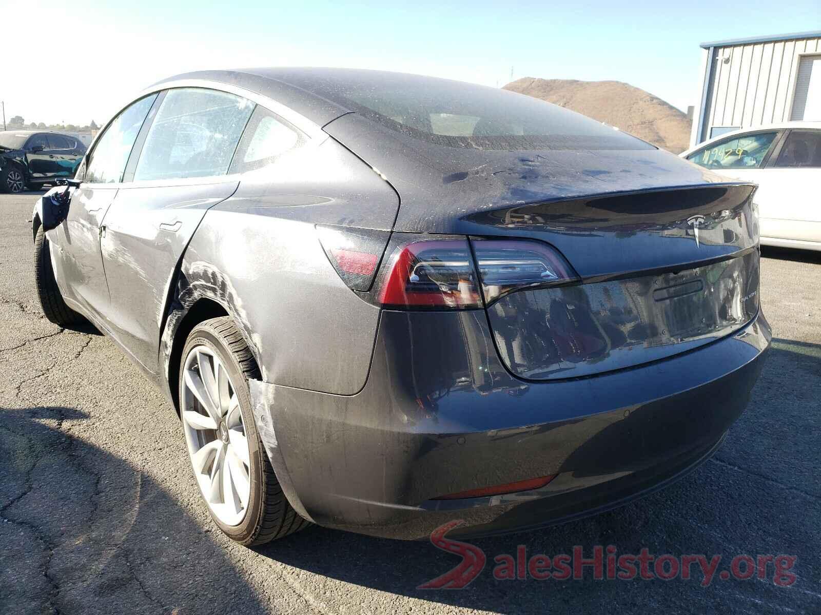 5YJ3E1EBXJF091005 2018 TESLA MODEL 3