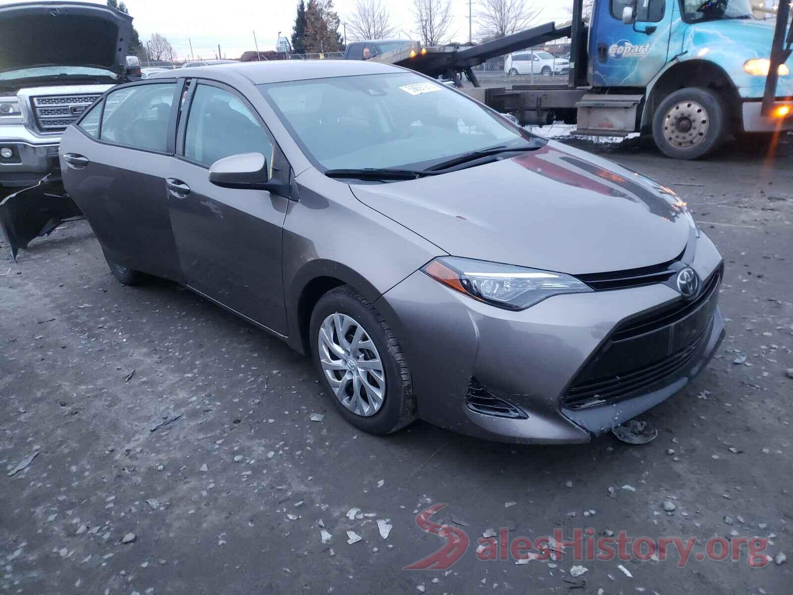 2T1BURHE5JC001427 2018 TOYOTA COROLLA