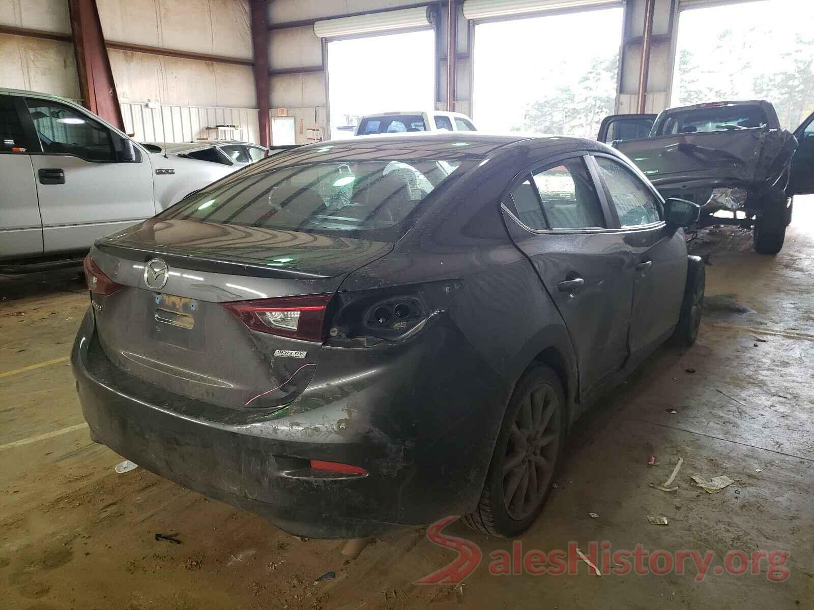 3MZBN1V37JM185193 2018 MAZDA 3