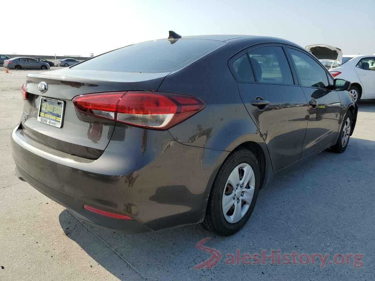 3KPFK4A76JE208349 2018 KIA FORTE