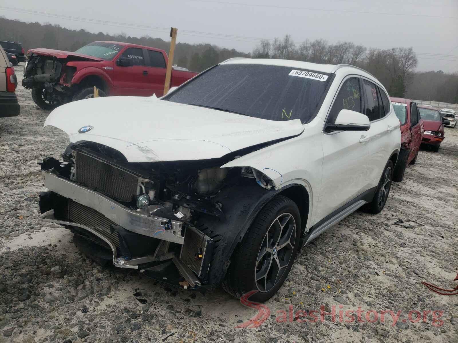 WBXHU7C30J5L07701 2018 BMW X1