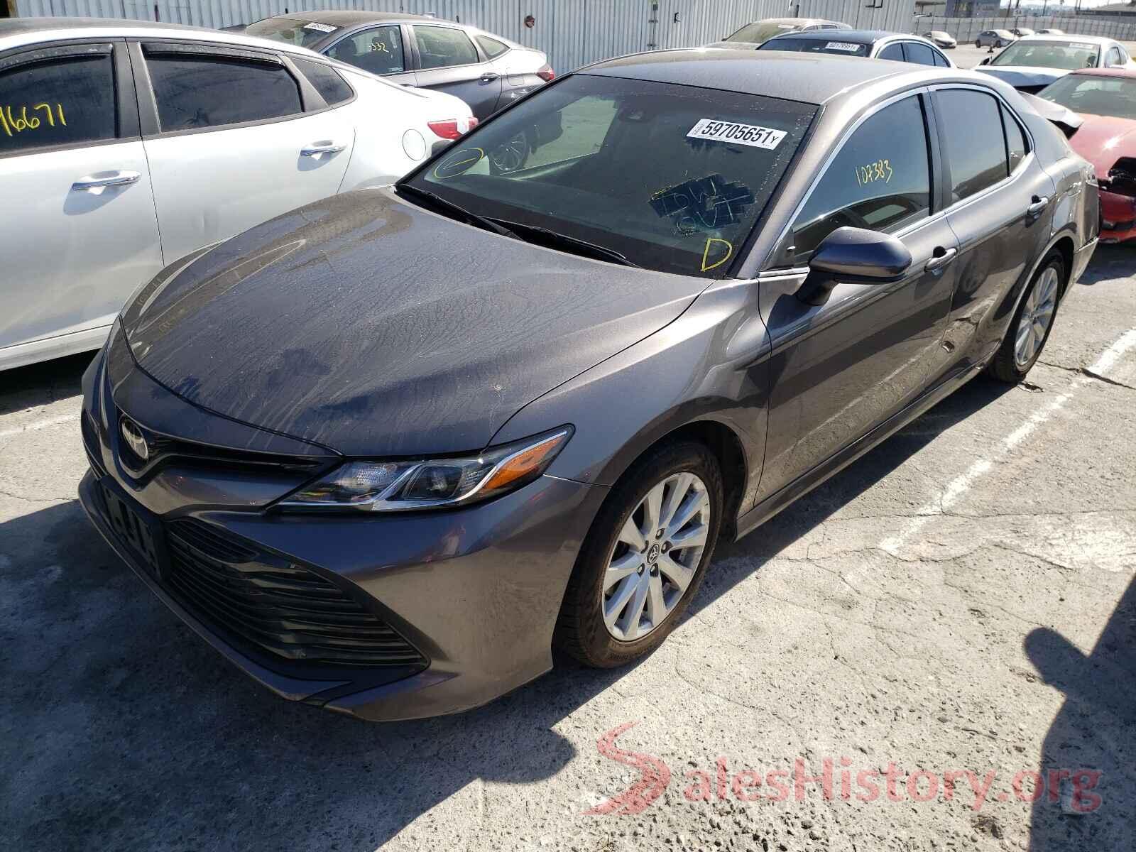 4T1B11HK1JU057198 2018 TOYOTA CAMRY