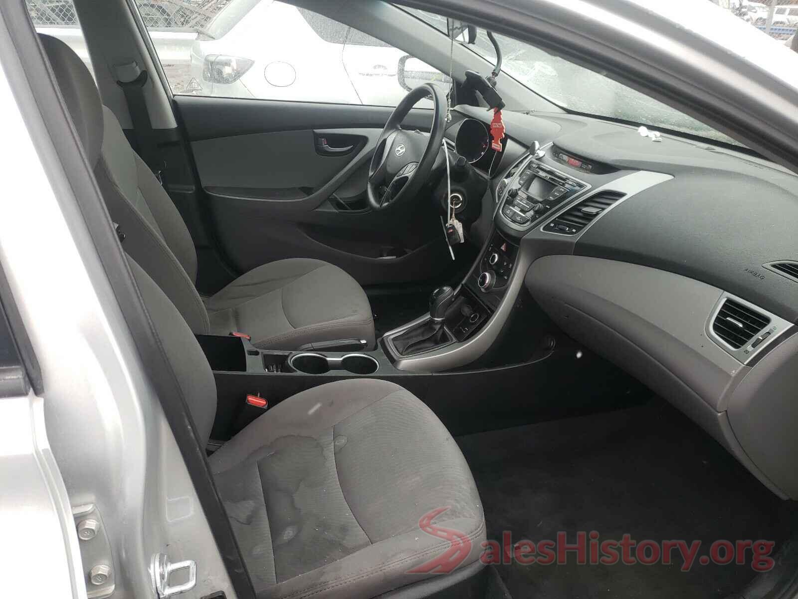 5NPDH4AE6GH793720 2016 HYUNDAI ELANTRA