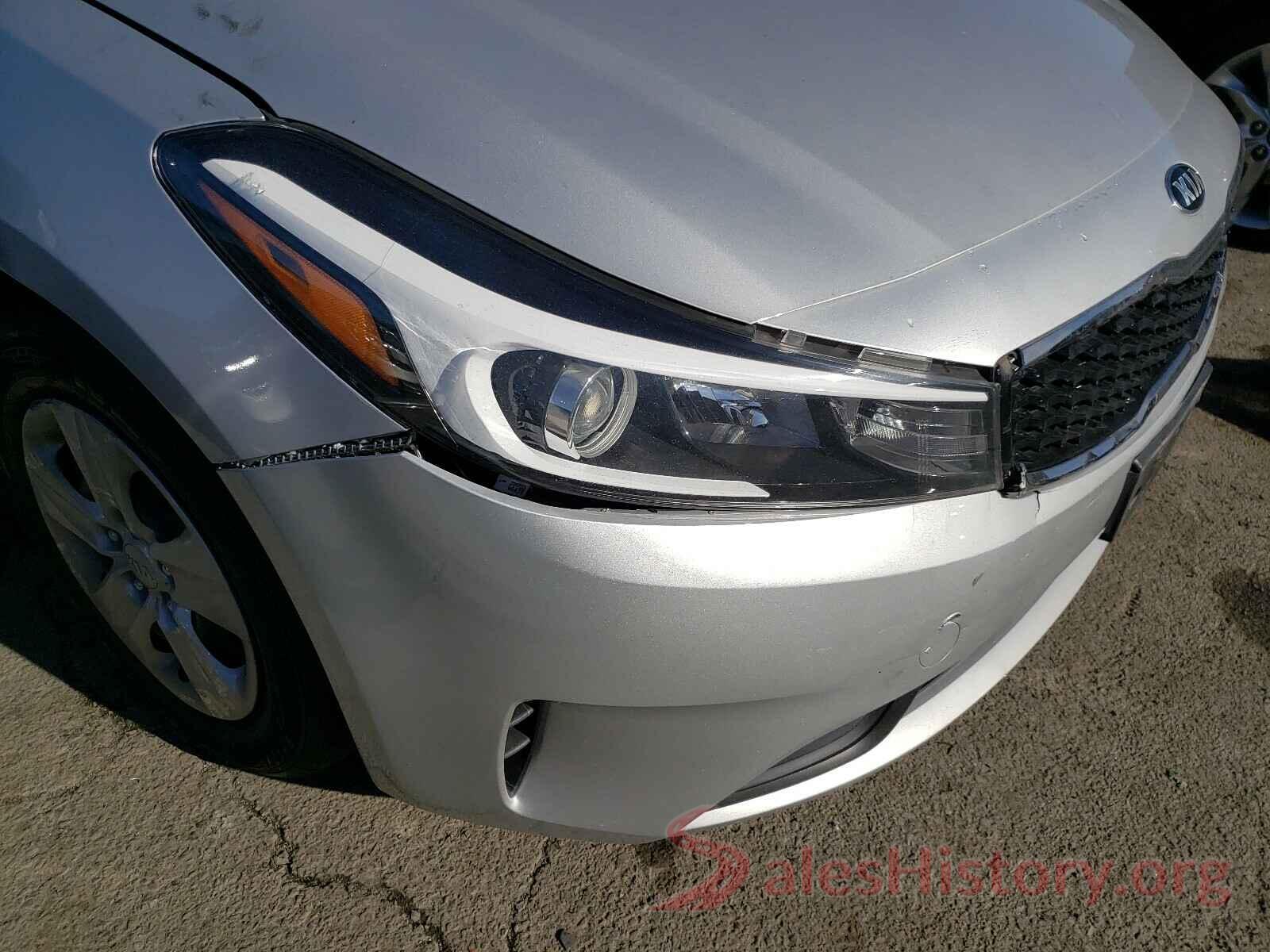 3KPFK4A78HE115343 2017 KIA FORTE