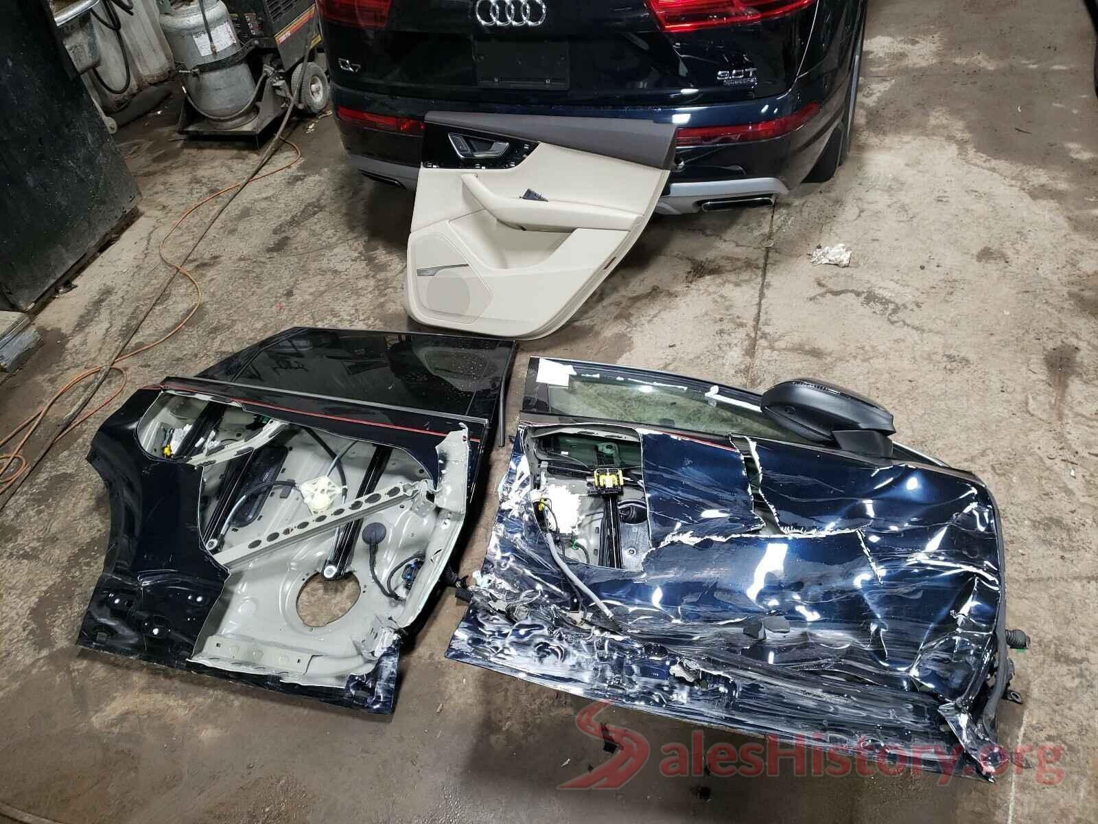 WA1VAAF77HD012352 2017 AUDI Q7