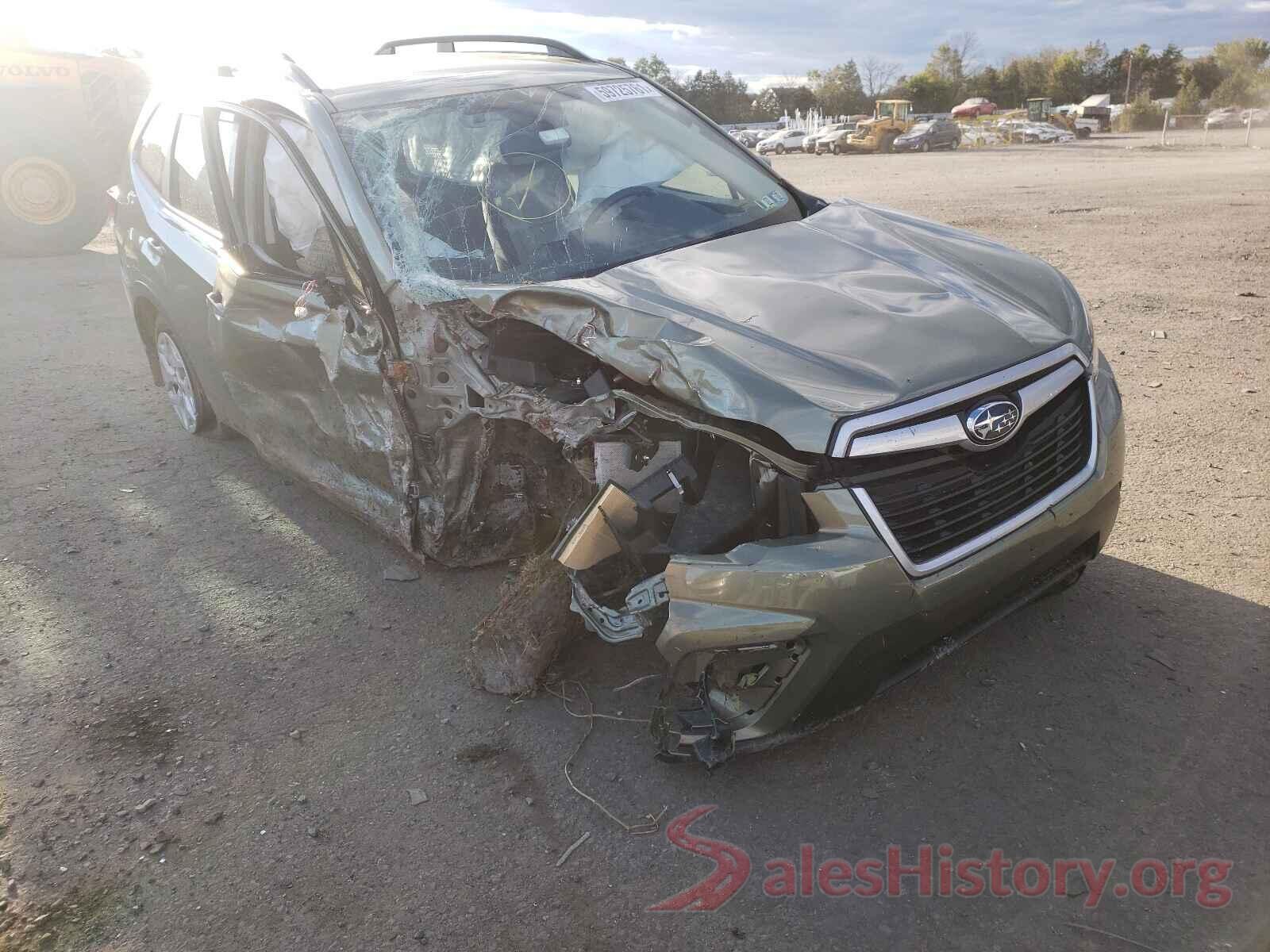 JF2SKACCXKH573136 2019 SUBARU FORESTER