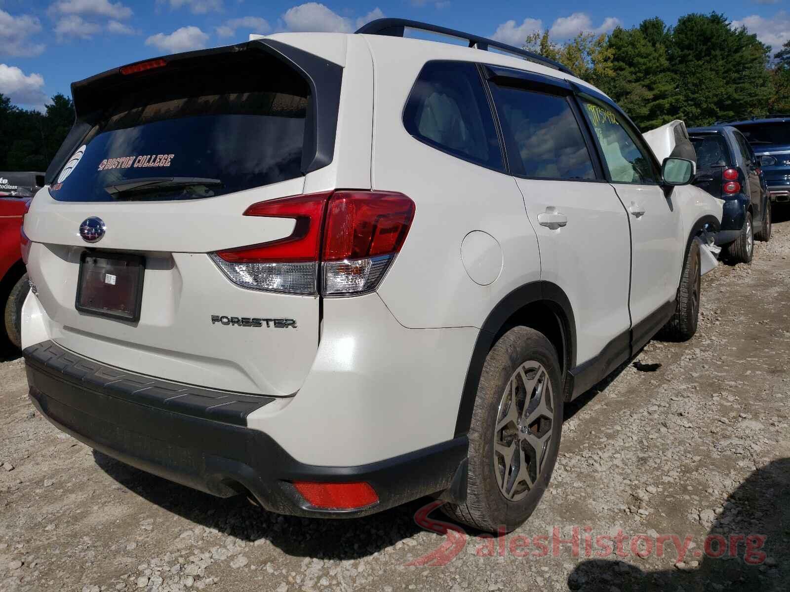 JF2SKAGC7KH557941 2019 SUBARU FORESTER