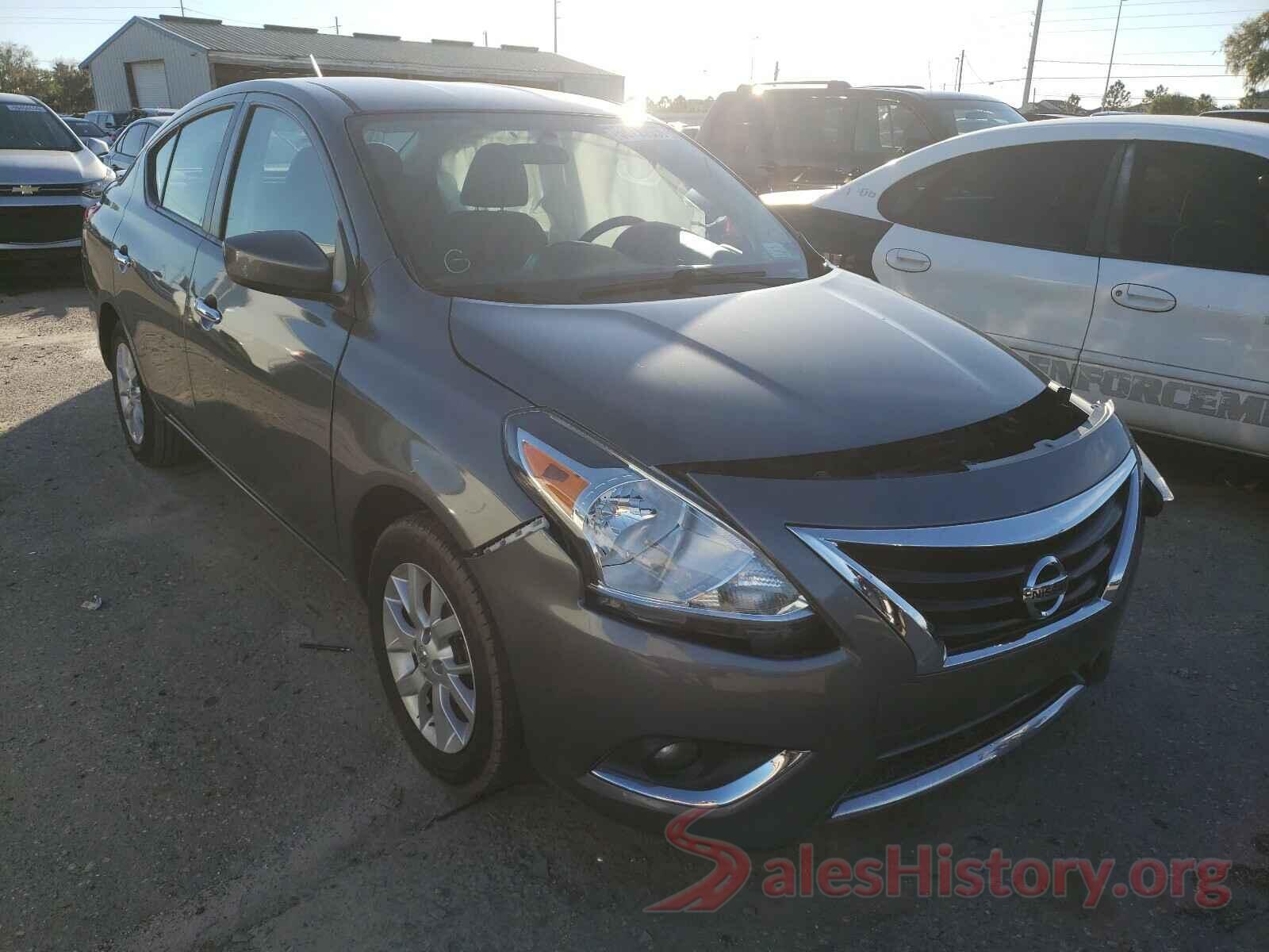 3N1CN7AP1JL835762 2018 NISSAN VERSA