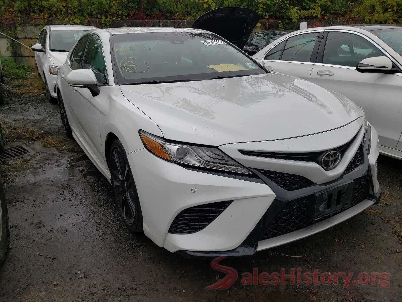 4T1B61HK6JU105392 2018 TOYOTA CAMRY