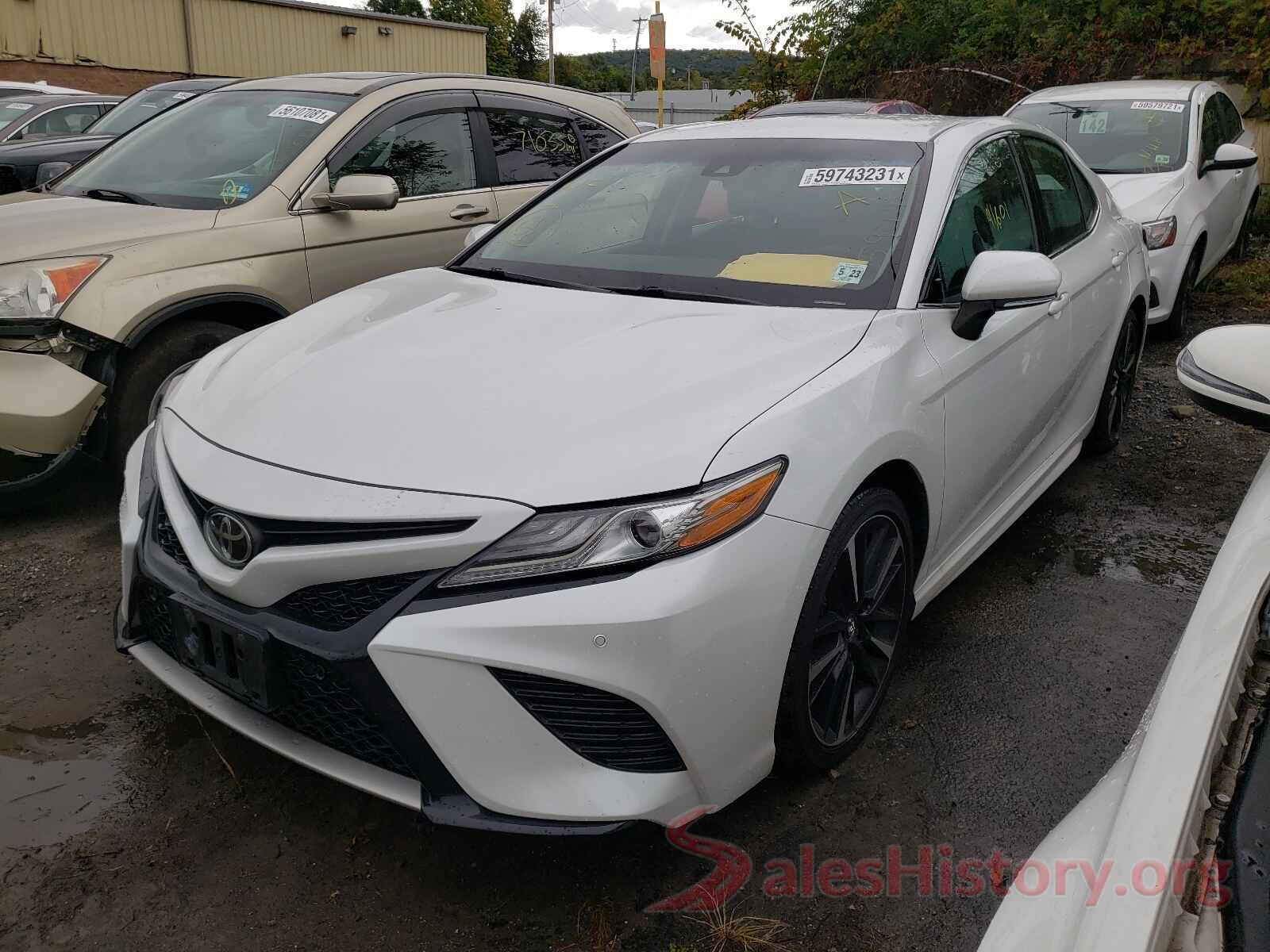 4T1B61HK6JU105392 2018 TOYOTA CAMRY