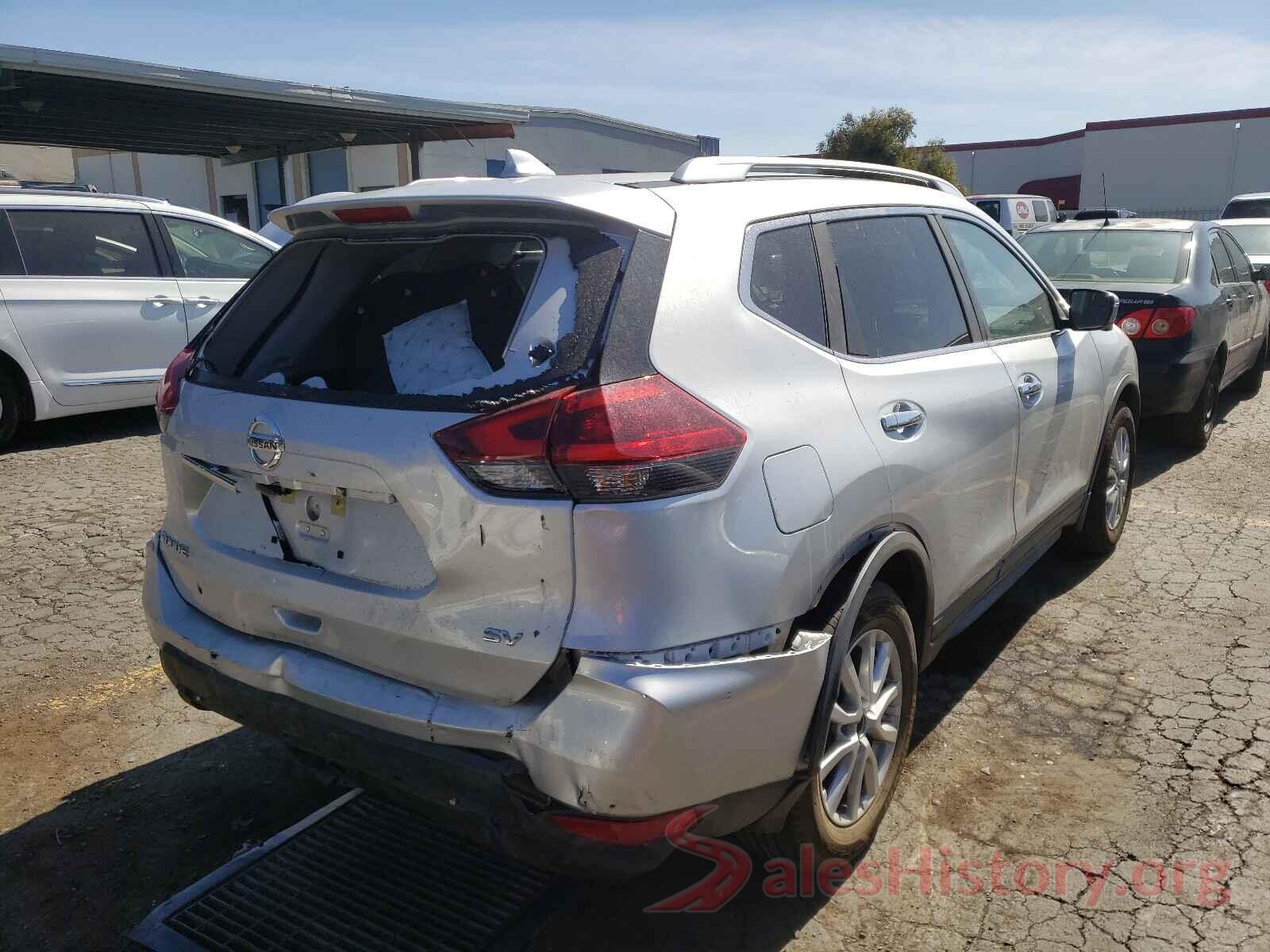 KNMAT2MT3JP564262 2018 NISSAN ROGUE