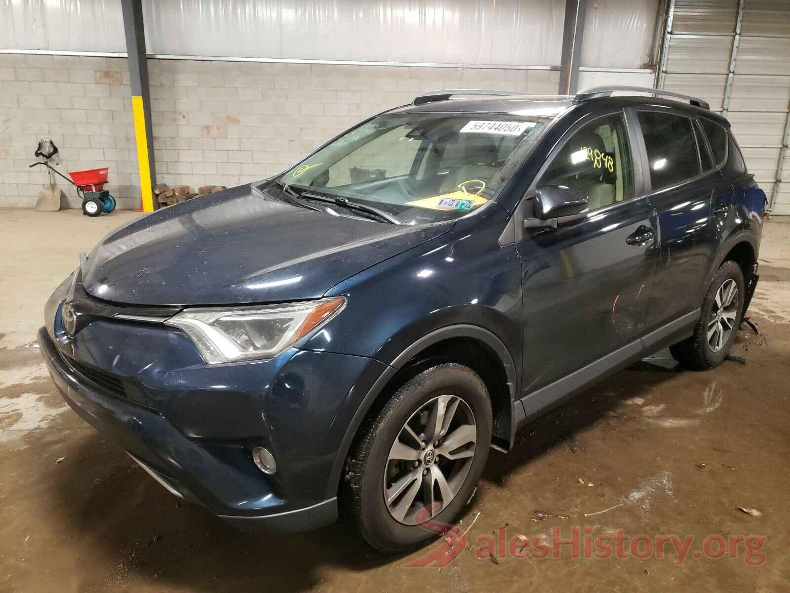 JTMRFREVXHJ114754 2017 TOYOTA RAV4