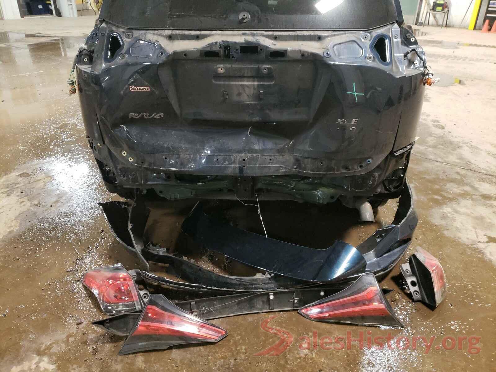 JTMRFREVXHJ114754 2017 TOYOTA RAV4