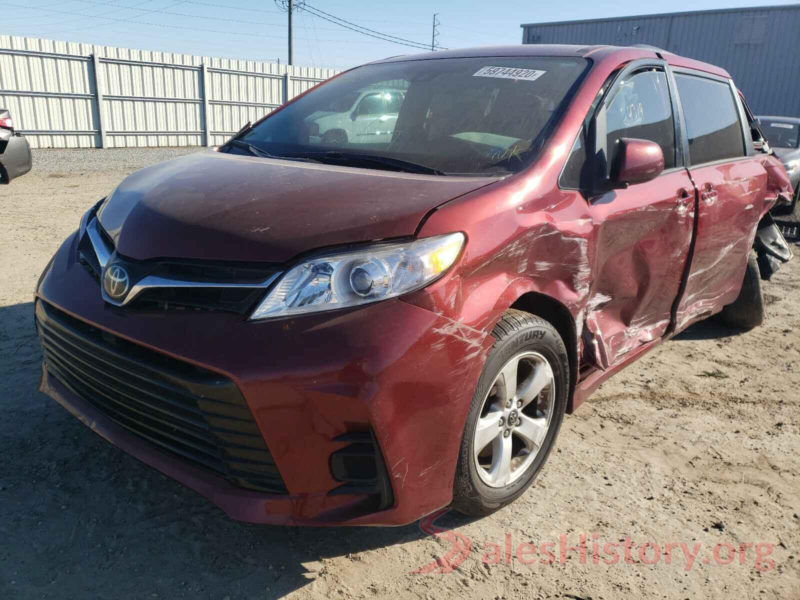 5TDKZ3DC7JS924454 2018 TOYOTA SIENNA