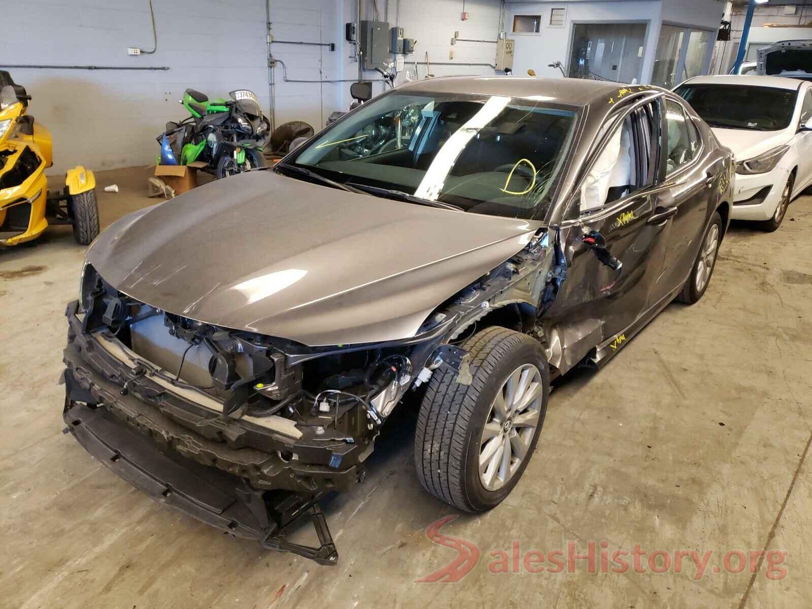 4T1C11AK8LU917115 2020 TOYOTA CAMRY