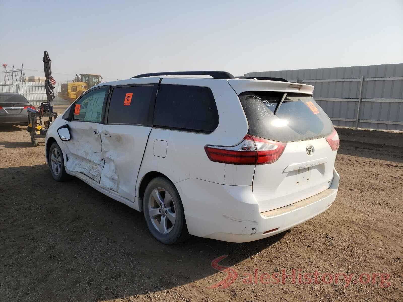 5TDKZ3DC3HS830131 2017 TOYOTA SIENNA