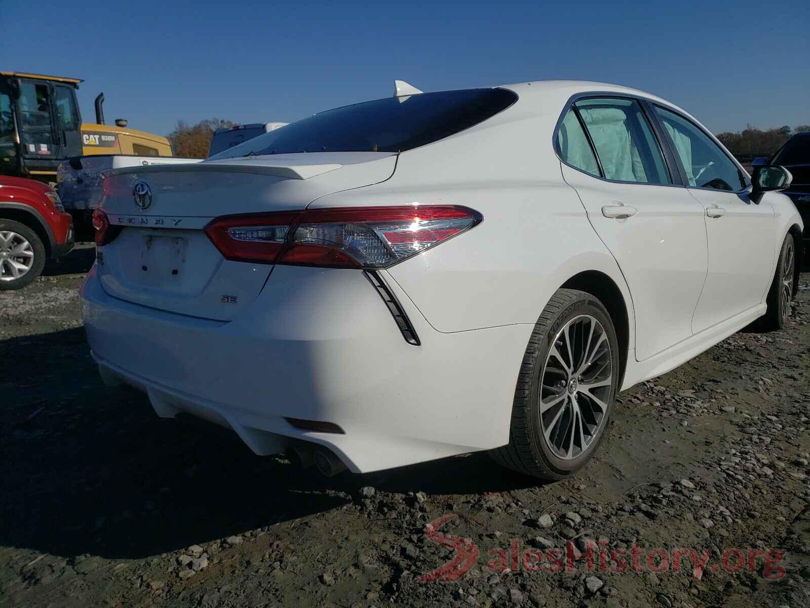 4T1B11HKXKU767976 2019 TOYOTA CAMRY