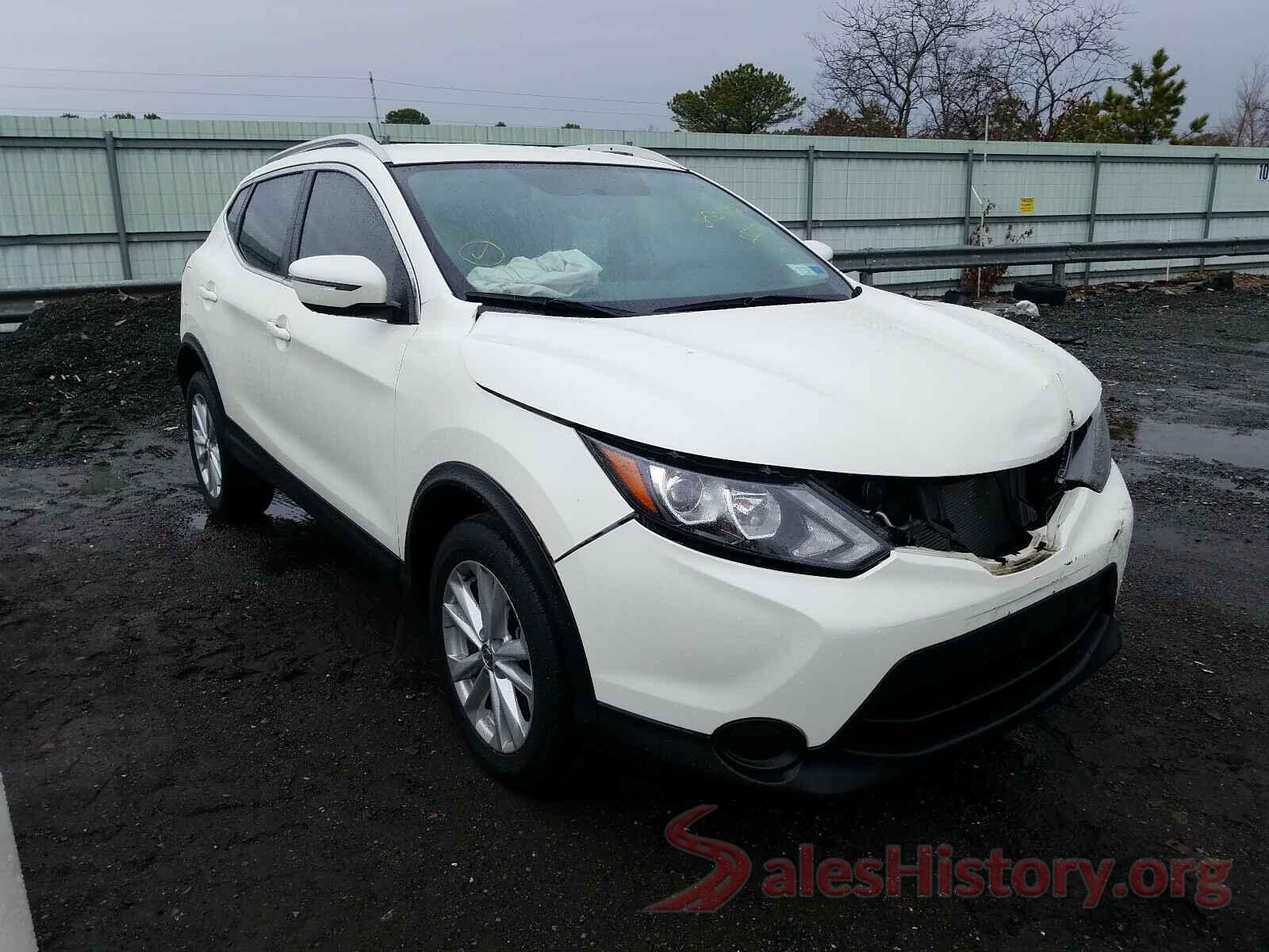 JN1BJ1CR6HW122203 2017 NISSAN ROGUE