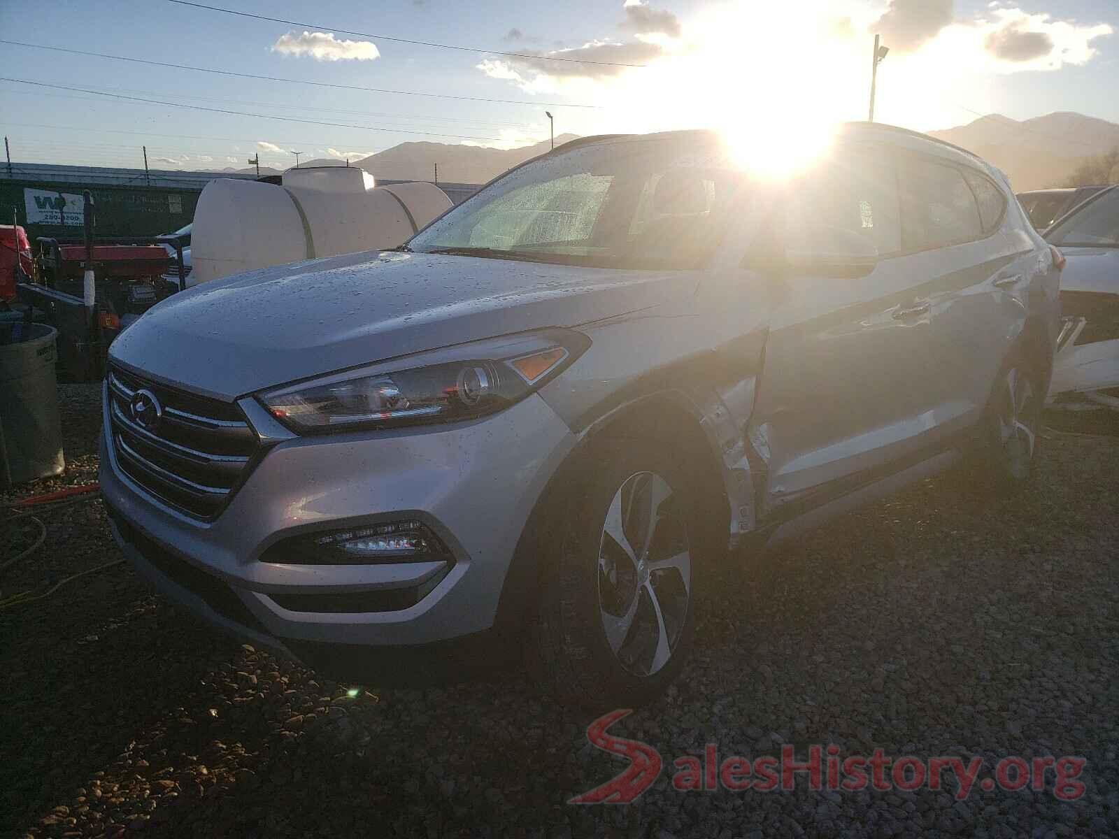 KM8J3CA2XJU790958 2018 HYUNDAI TUCSON