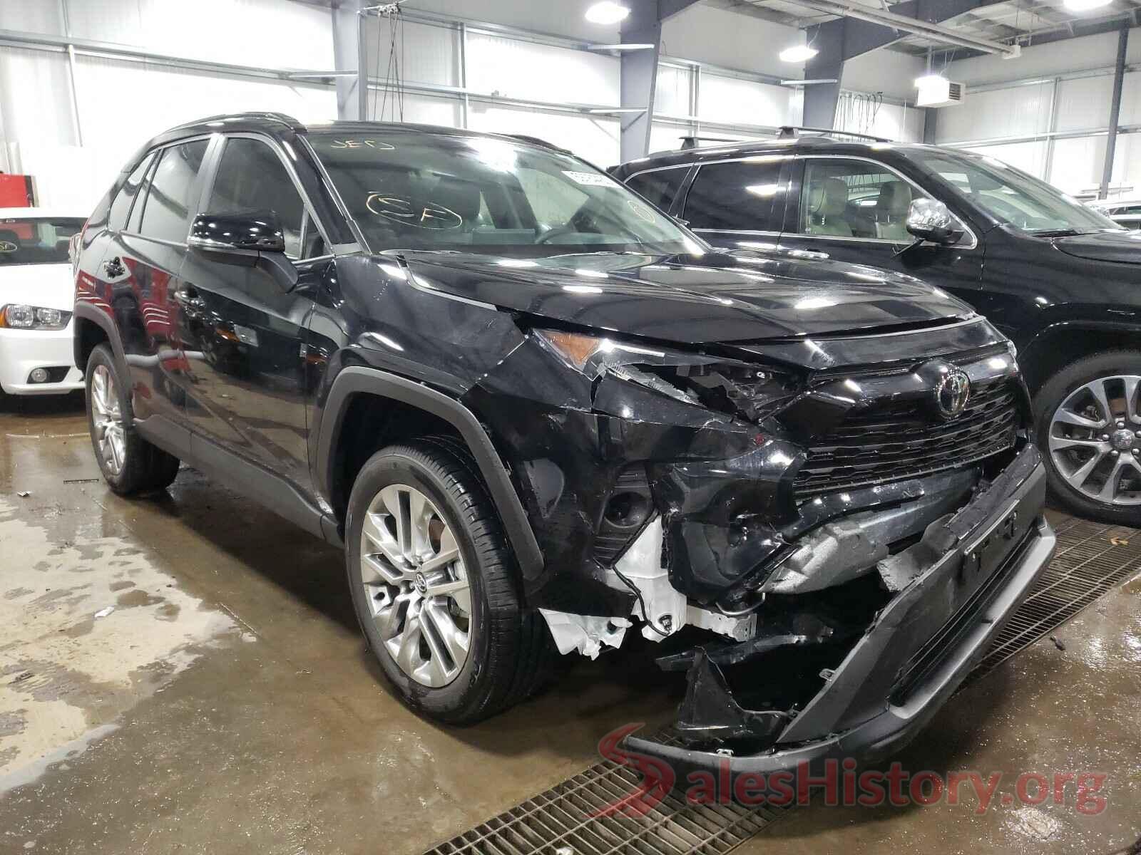 2T3A1RFV8LW136000 2020 TOYOTA RAV4