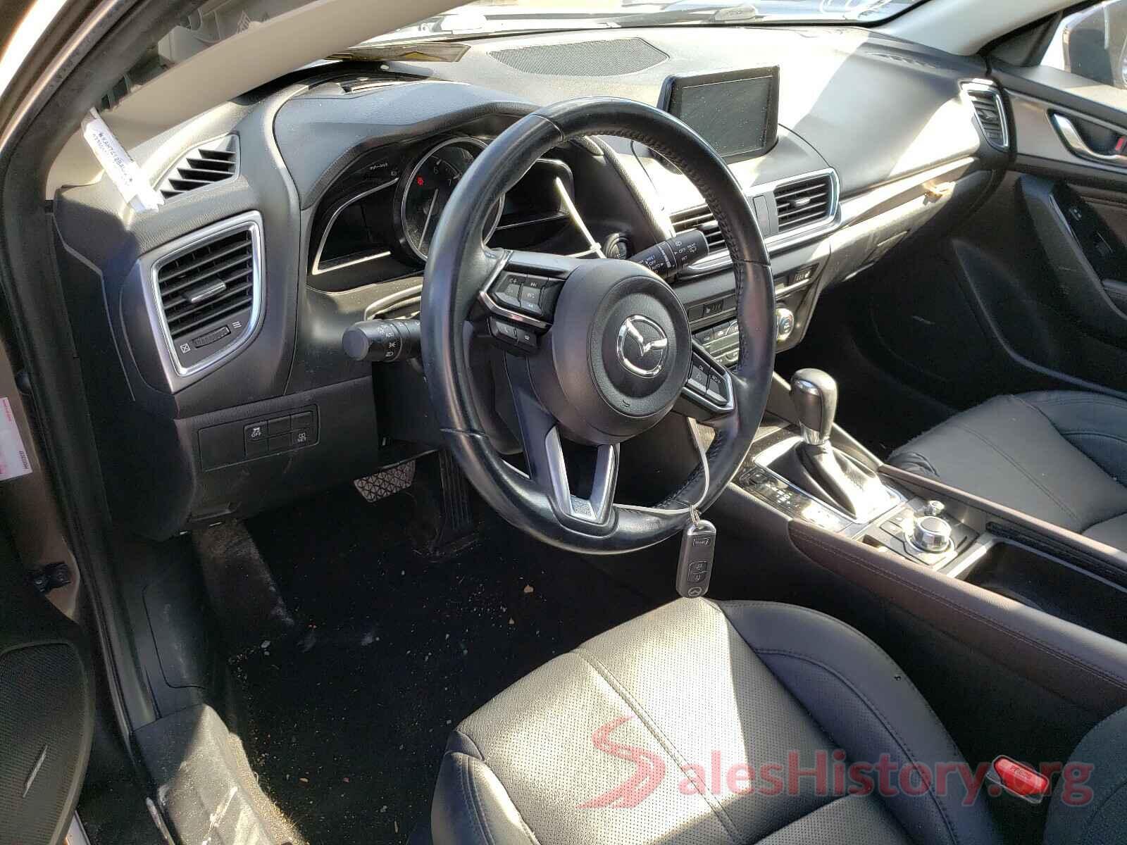 3MZBN1M30JM164526 2018 MAZDA 3