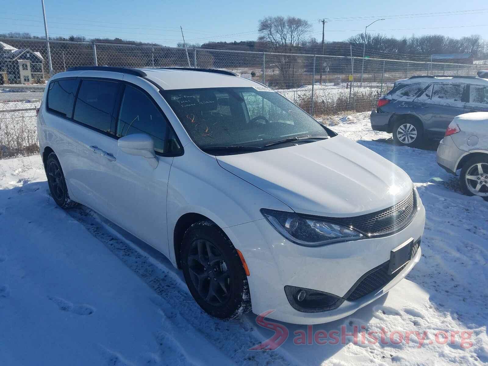 2C4RC1EG6KR668470 2019 CHRYSLER PACIFICA