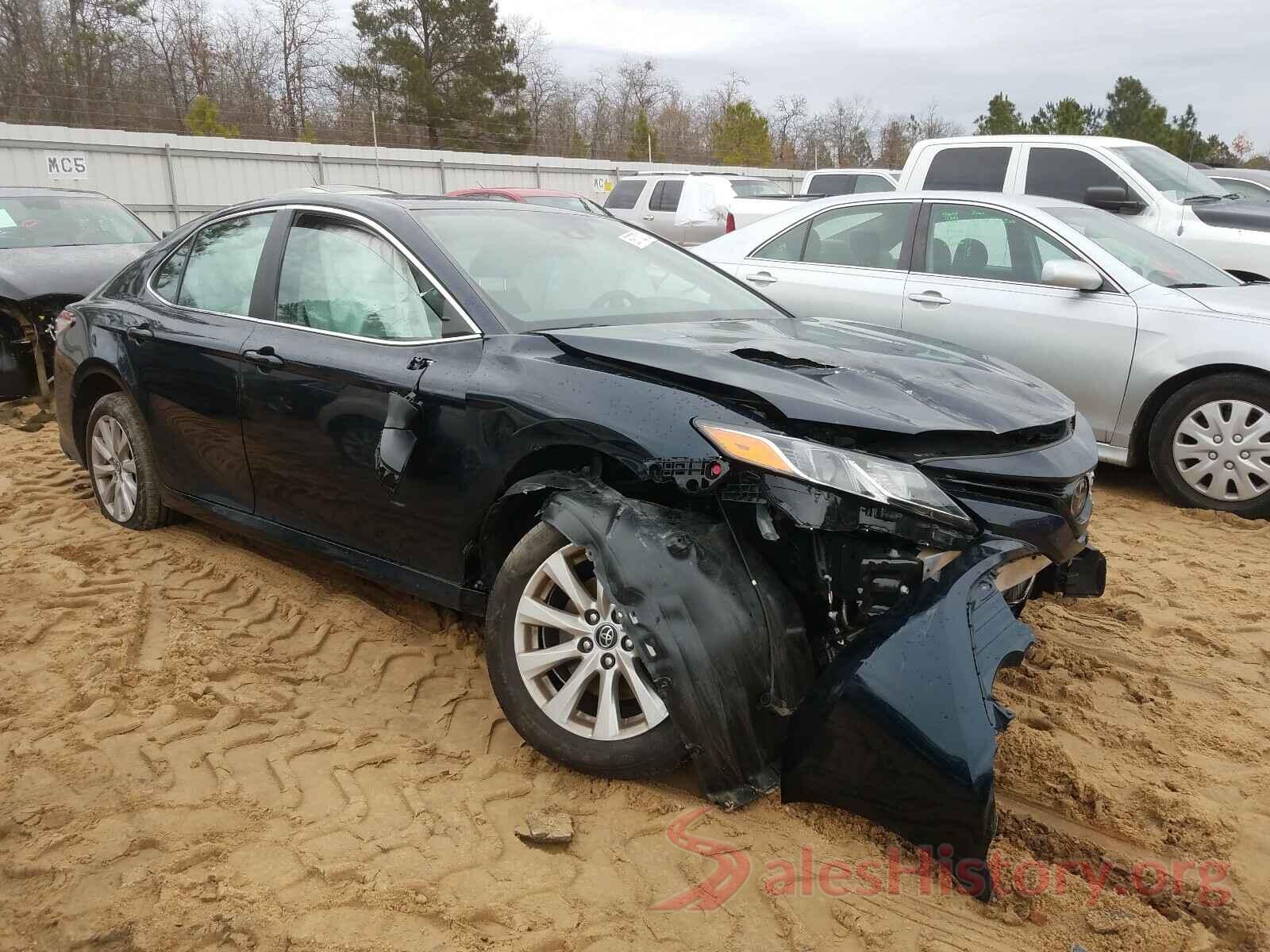 4T1B11HKXKU284164 2019 TOYOTA CAMRY