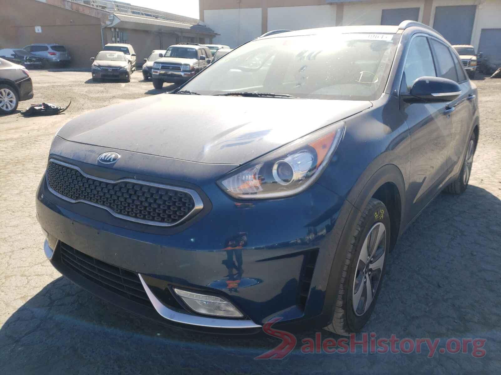 KNDCC3LC2K5301435 2019 KIA NIRO