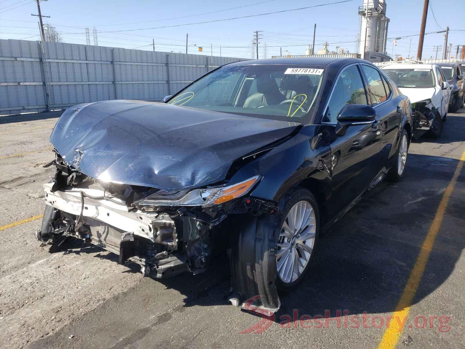 4T1B11HK6JU558572 2018 TOYOTA CAMRY