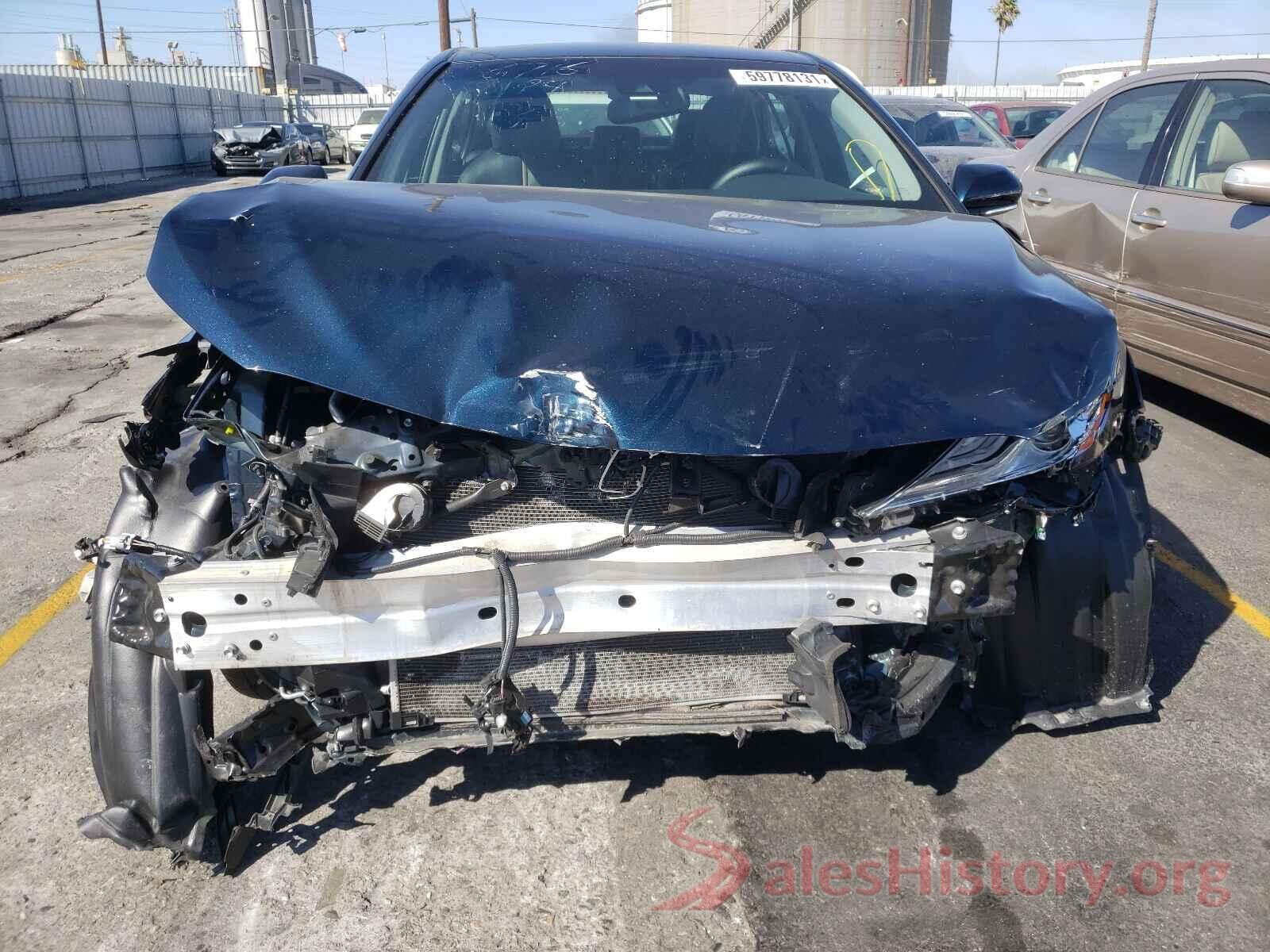 4T1B11HK6JU558572 2018 TOYOTA CAMRY