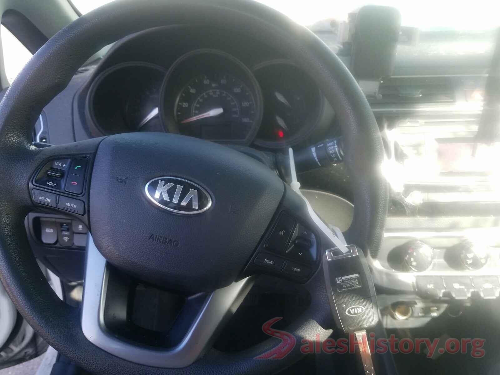 KNADM4A38G6660085 2016 KIA RIO