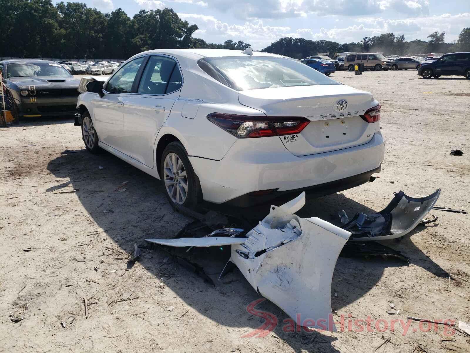 4T1C11AK2MU608726 2021 TOYOTA CAMRY