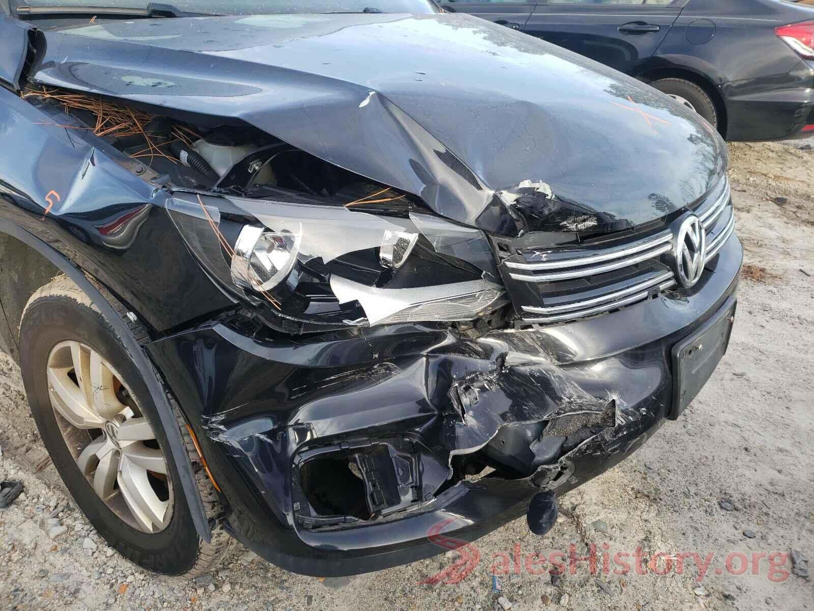 WVGBV7AX0HK023255 2017 VOLKSWAGEN TIGUAN