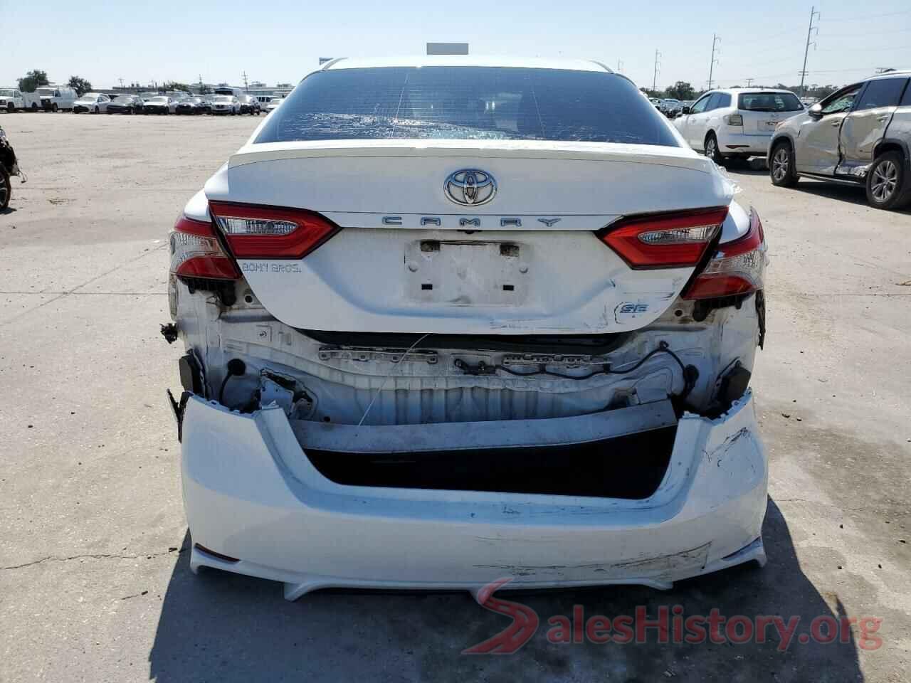 4T1B11HK1JU671488 2018 TOYOTA CAMRY