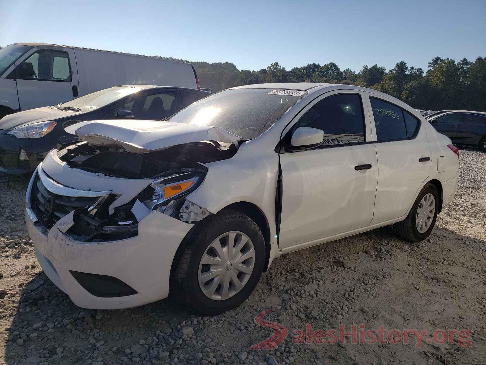 3N1CN7AP4JL811035 2018 NISSAN VERSA