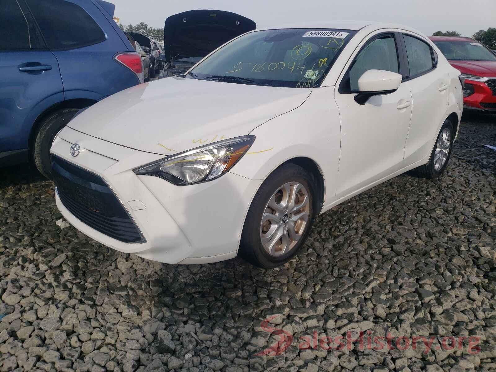 3MYDLBYV9JY330202 2018 TOYOTA YARIS