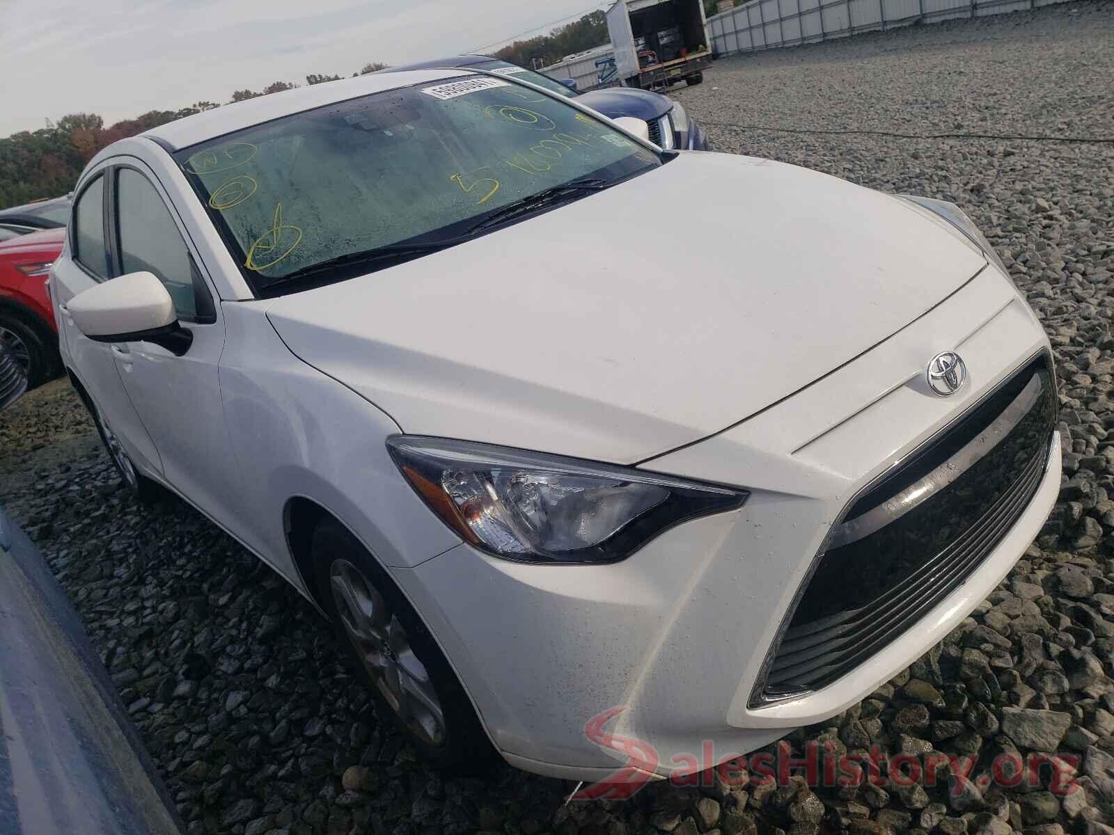 3MYDLBYV9JY330202 2018 TOYOTA YARIS