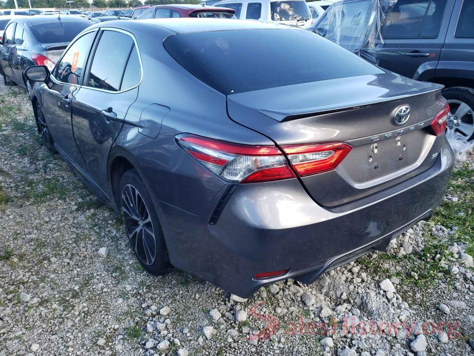 4T1B11HK4JU637710 2018 TOYOTA CAMRY