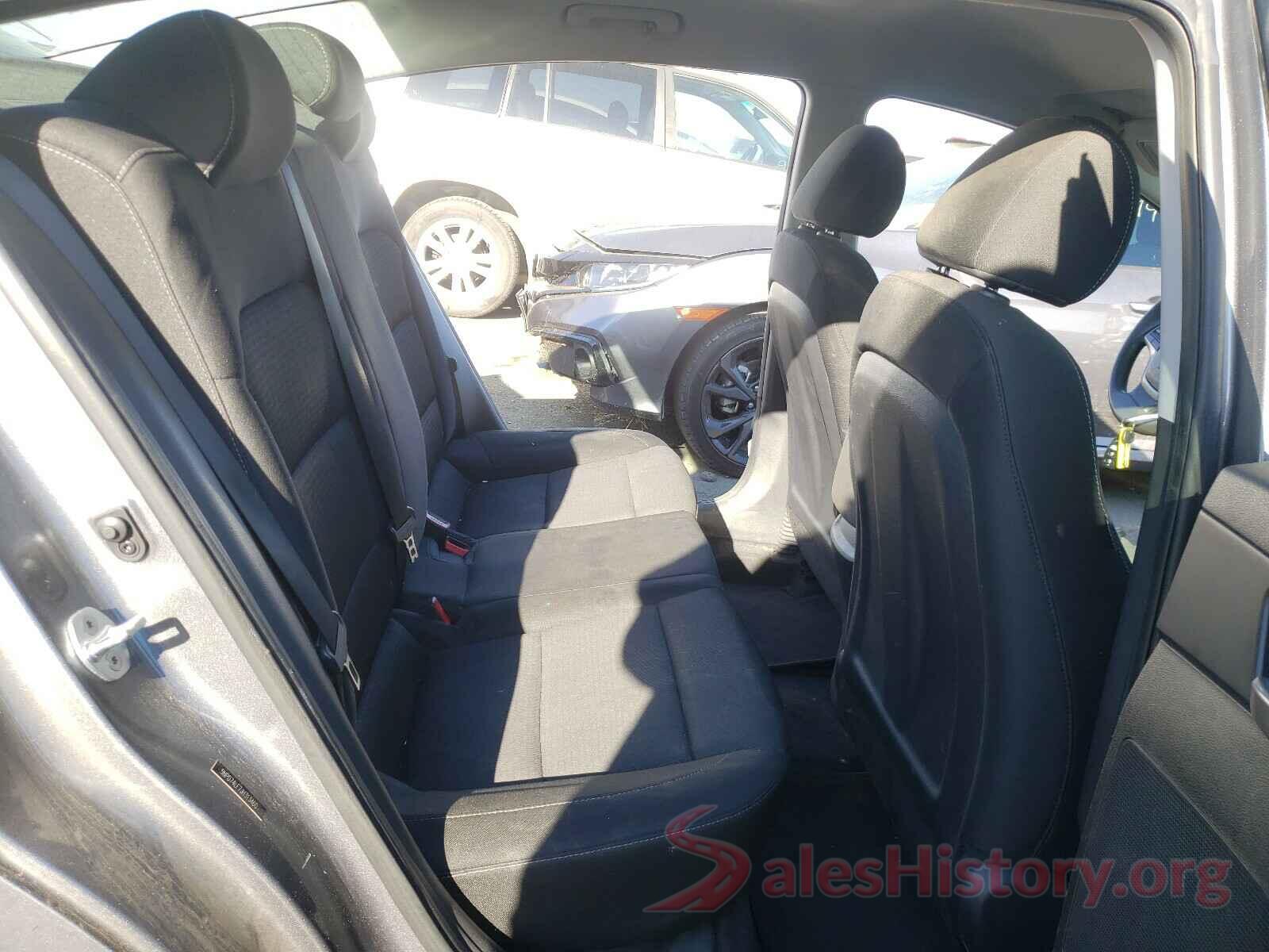 5NPD74LF7JH313460 2018 HYUNDAI ELANTRA