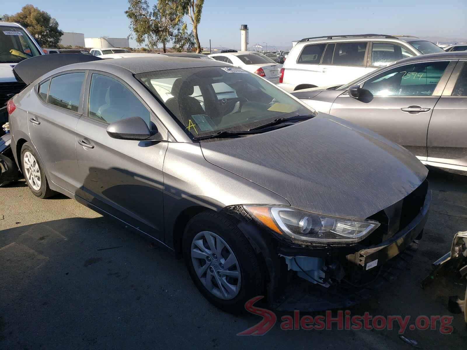 5NPD74LF7JH313460 2018 HYUNDAI ELANTRA