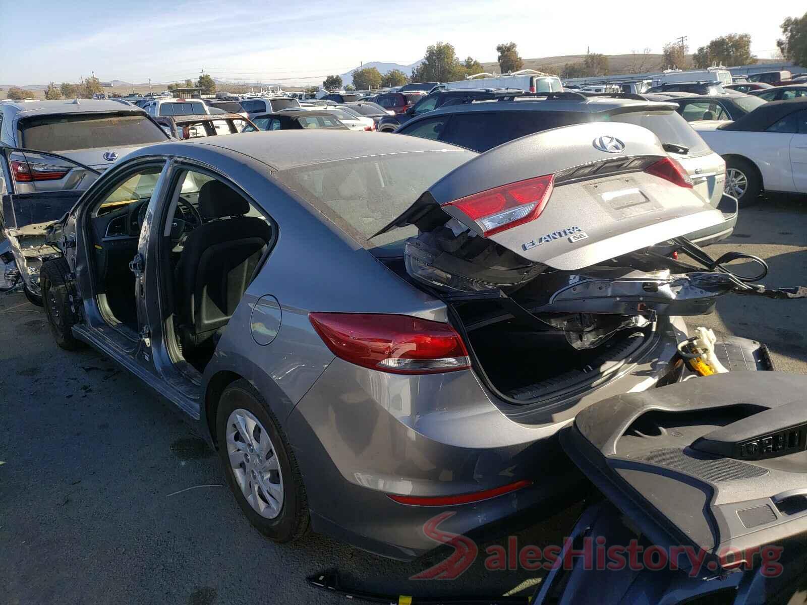 5NPD74LF7JH313460 2018 HYUNDAI ELANTRA