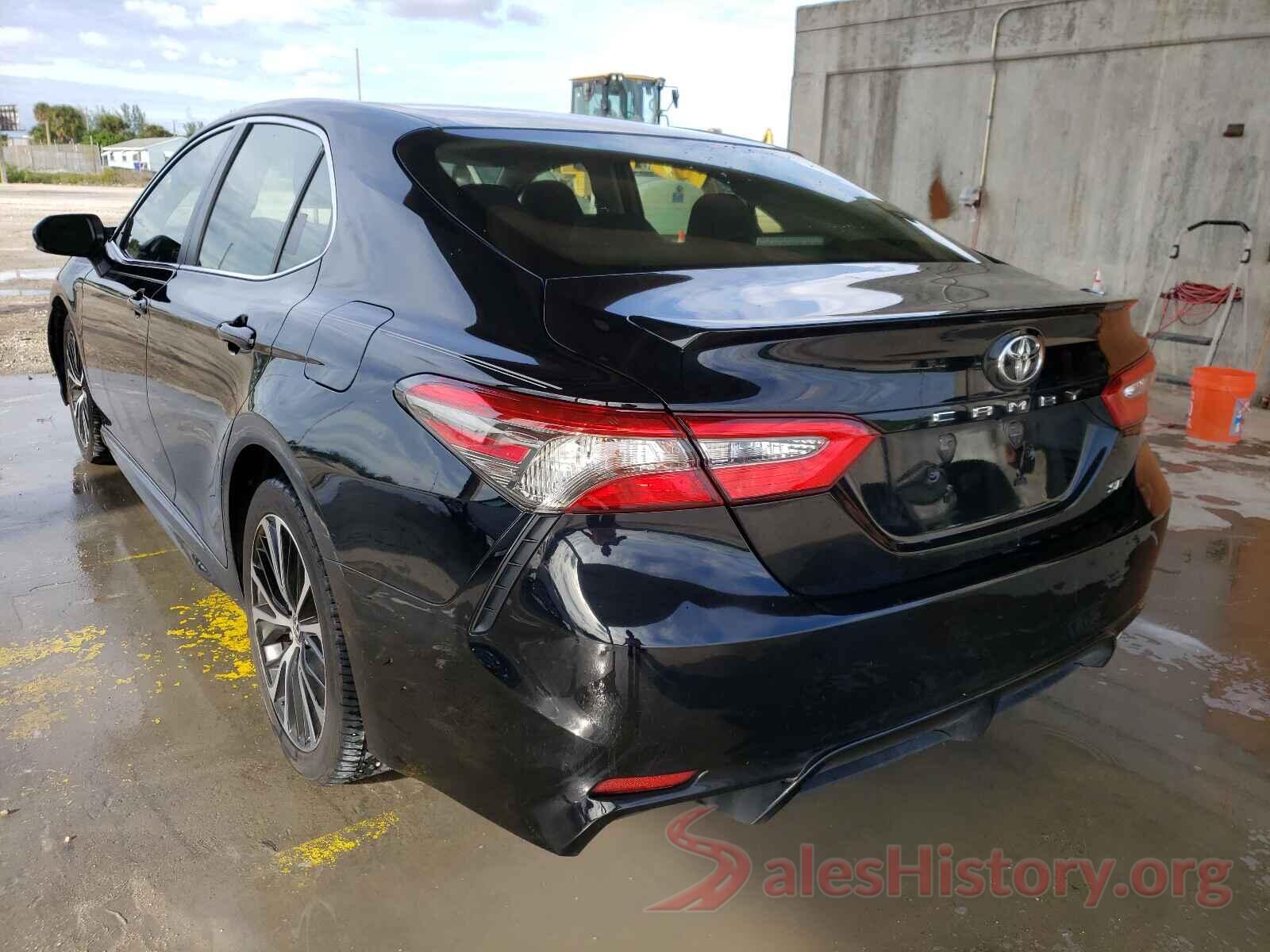 JTNB11HK8J3012460 2018 TOYOTA CAMRY