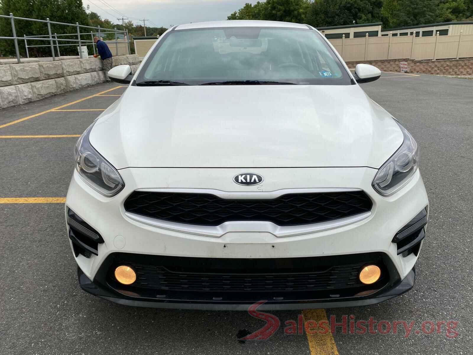 3KPF24AD7KE113113 2019 KIA FORTE