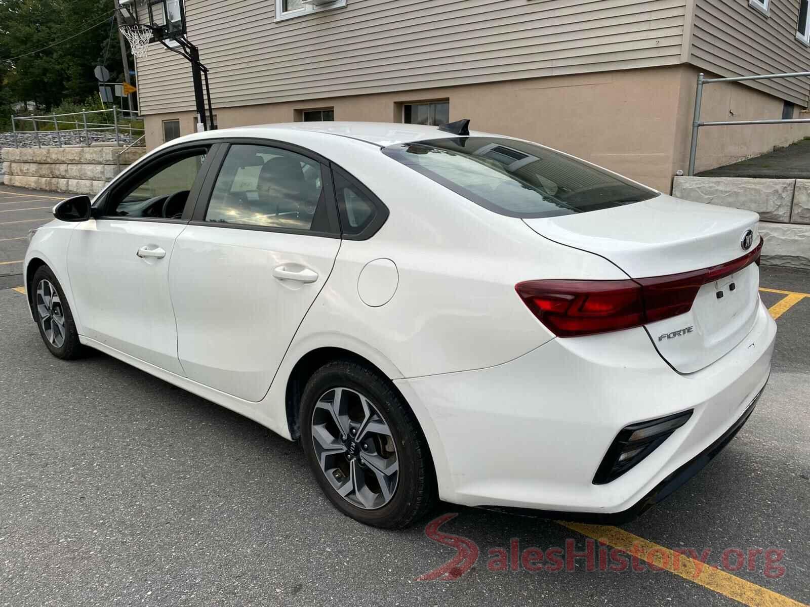 3KPF24AD7KE113113 2019 KIA FORTE