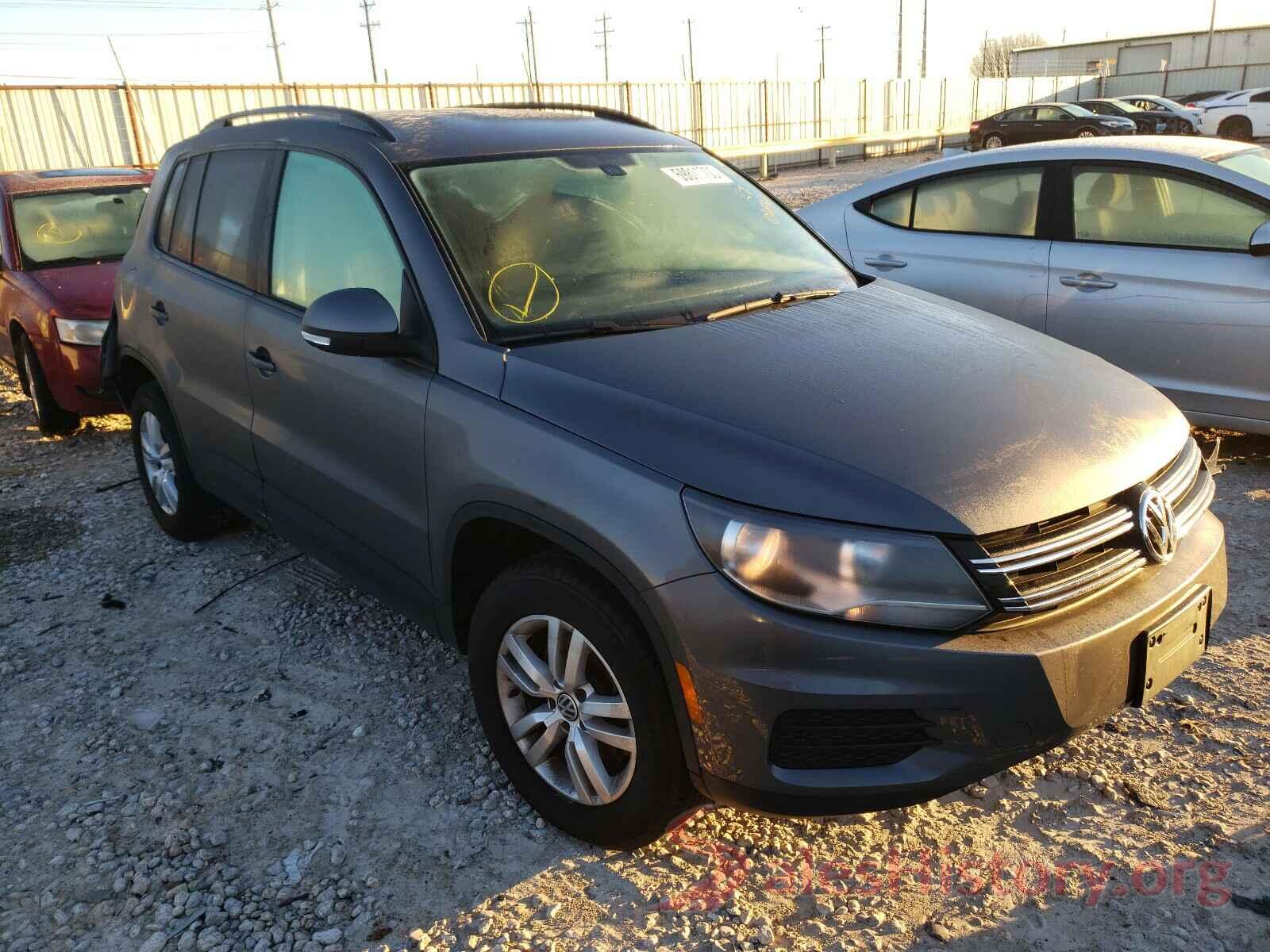 WVGBV7AX0HK034126 2017 VOLKSWAGEN TIGUAN