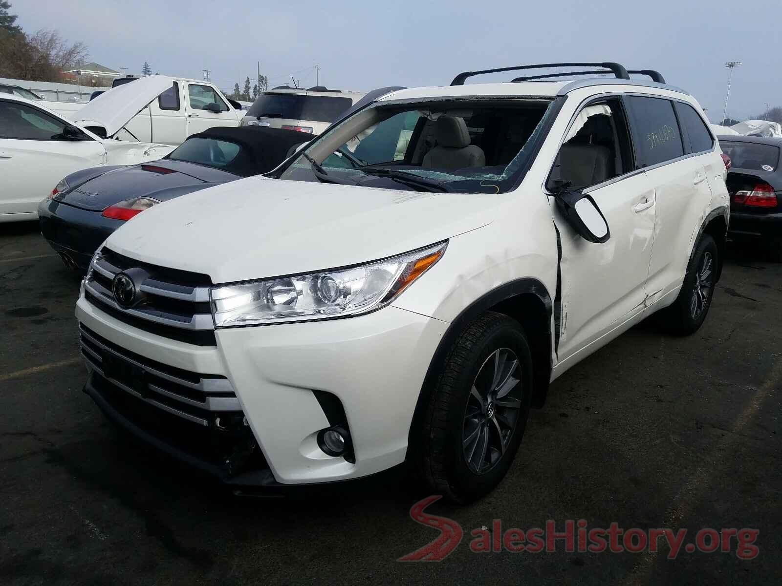 5TDJZRFH4JS531843 2018 TOYOTA HIGHLANDER