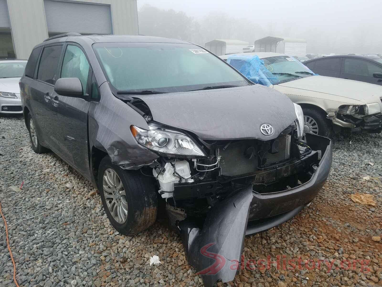 5TDYZ3DC3HS798257 2017 TOYOTA SIENNA