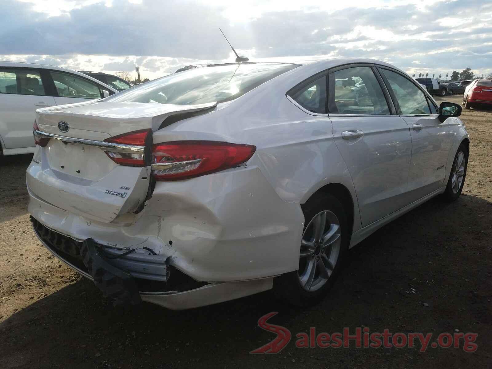 3FA6P0LU8JR277748 2018 FORD FUSION