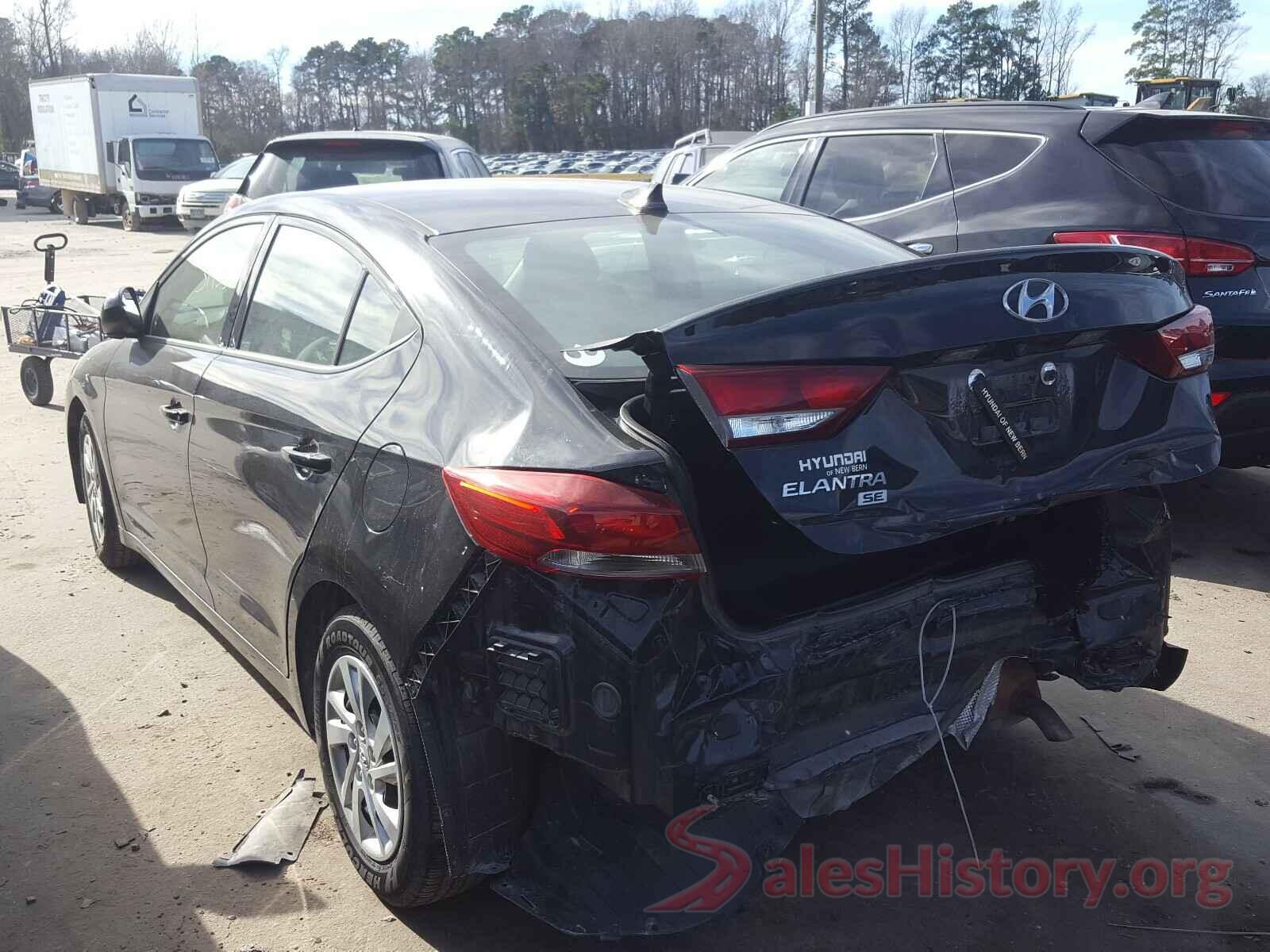 5NPD74LF0JH390011 2018 HYUNDAI ELANTRA