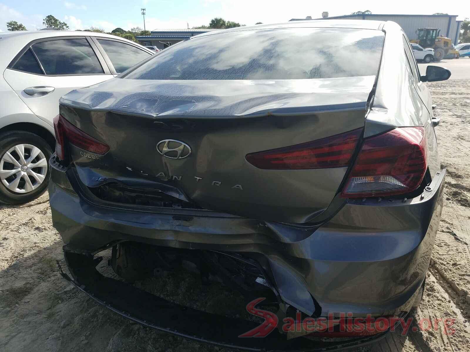 5NPD74LF1KH436592 2019 HYUNDAI ELANTRA